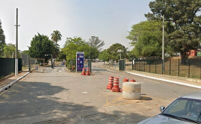 Entrada do estacionamento Acesso 1